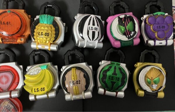 Kamen Rider Gaim Lock Seed Set Of 10 F/S-M501 from japan Rare  Good condition