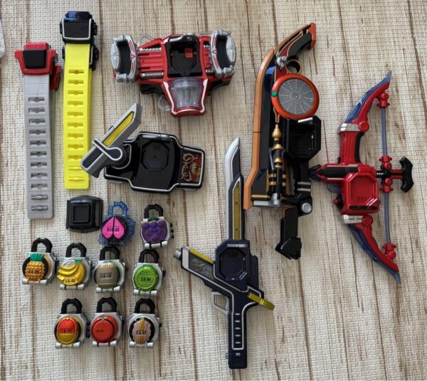 Kamen Rider Gaim Sengoku Driver Genesis F/S-M501 from japan Rare  Good condition