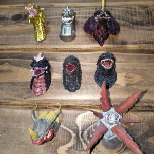 Ichibankuji Monster Head Shin Godzilla Ultraman 8 F/S-M503 from japan Rare  Good