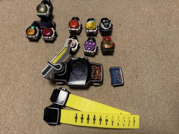 Kamen Rider Gaim Transformation Belt And Lock Seed Set F/S-M501 from japan Rare