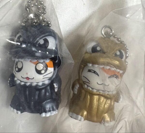 Godzilla Tottoko Hamtaro Gacha Black Gold F/S-M503 from japan Rare  Good conditi