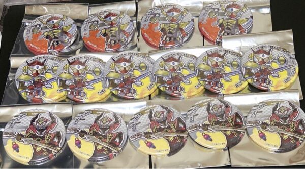 Kamen Rider Gaim Baron Can Badge F/S-M501 from japan Rare  Good condition