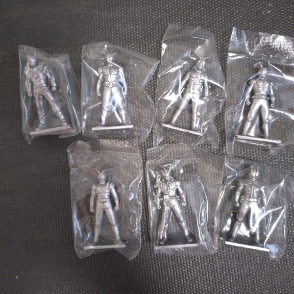 Set Of 7 Chocolate Snacks With Kamen Rider Gav Figure F/S-M501 from japan Rare