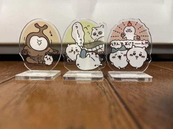 Acrylic Stand Small 100 Yen Store