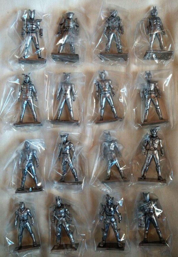 Chocolate Snack With Kamen Rider Gav Figure F/S-M501 from japan Rare  Good condi