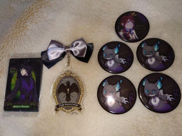 Twisted Wonderland Can Badge Card Goods Set F/S-M503 from japan Rare  Good condi