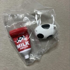 Tube Animals Gacha Momo Condensed Milk Cod F/S-M503 from japan Rare  Good condit