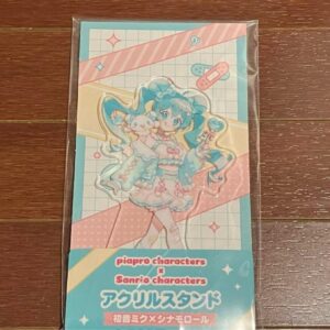 Familymart Limited Pierpro Sanrio Acrylic Stand Hatsune Miku Cinnamoroll F/S-M50