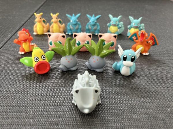 Pokemon Kids 16-Piece Set Of 16 Soft Vinyls F/S-M503 from japan Rare  Good condi
