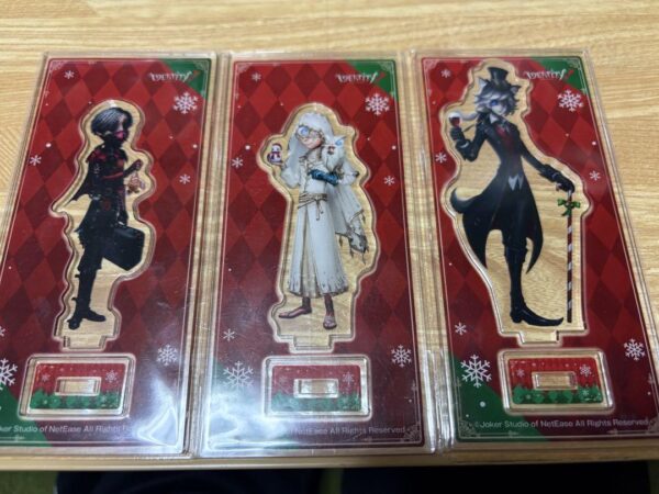 Personality 5 Acrylic Stand Christmas Family Mart F/S-M501 from japan Rare  Good