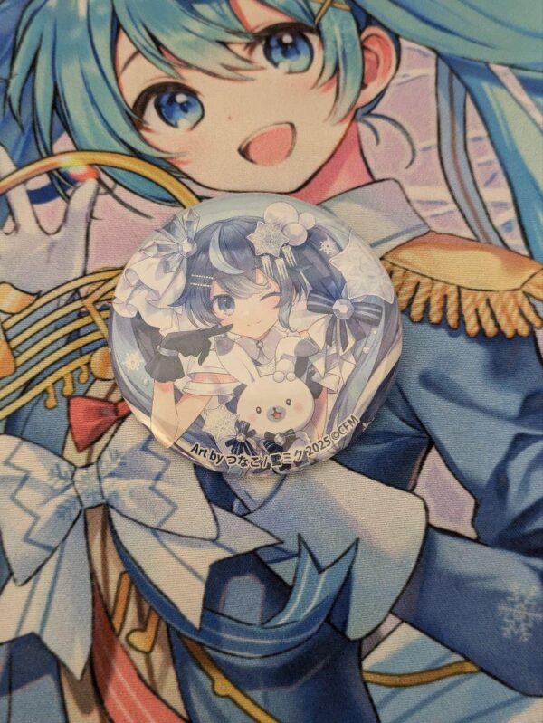 Snow Miku2025 Glittering Can Badge Miku Art By Tsunako F/S-M501 from japan Rare