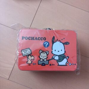 3Coins Sanrio Tin Trunk Pochakko F/S-M501 from japan Rare  Good condition