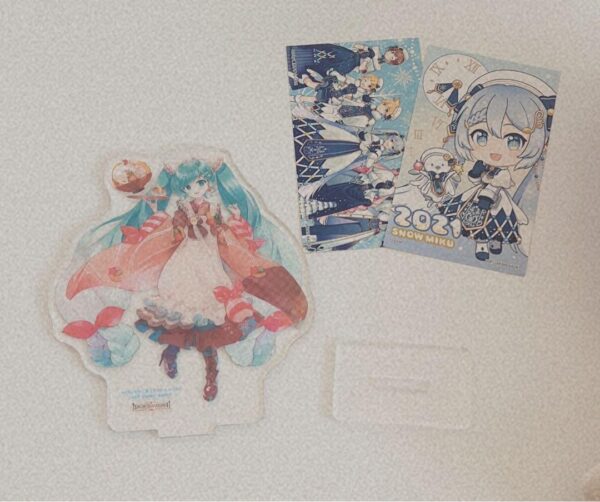 Hatsune Miku Acrylic Stand Set 2023 Yuki F/S-M501 from japan Rare  Good conditio