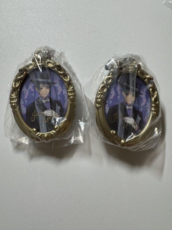 Twisted Wonderland Jade Reach Set Of 2 F/S-M503 from japan Rare  Good condition