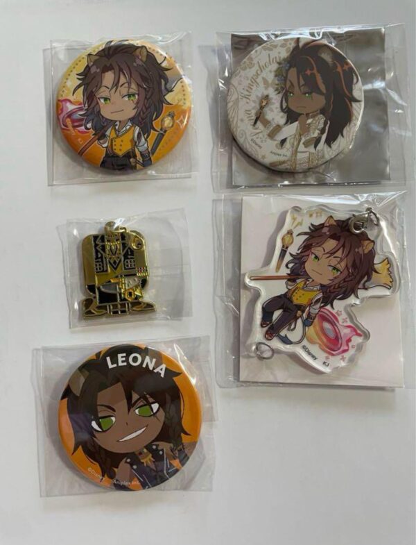 Twisted Wonderland Exhibition Leona Can Badge Grihill Kyarakute Akki F/S-M503 fr