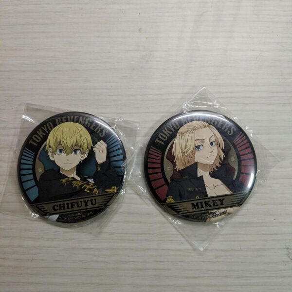 Tokyo Revengers Can Badge Set Of 2 F/S-M501 from japan Rare  Good condition