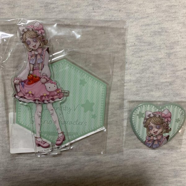 Personality 5: Gardener Sanrio Collaboration Acrylic Stand Heart-Shaped Can Badg