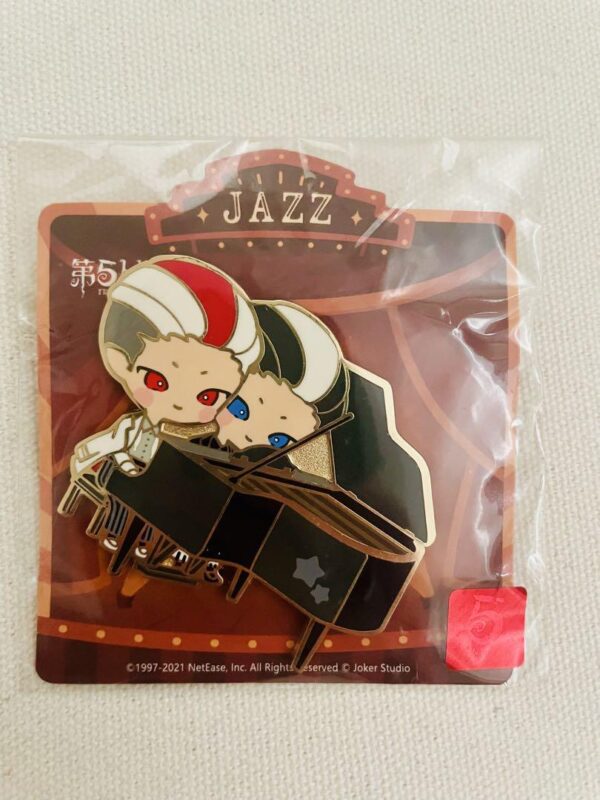Personality 5: Black And White Impermanence Jazz Night Series Pin Badge F/S-M501
