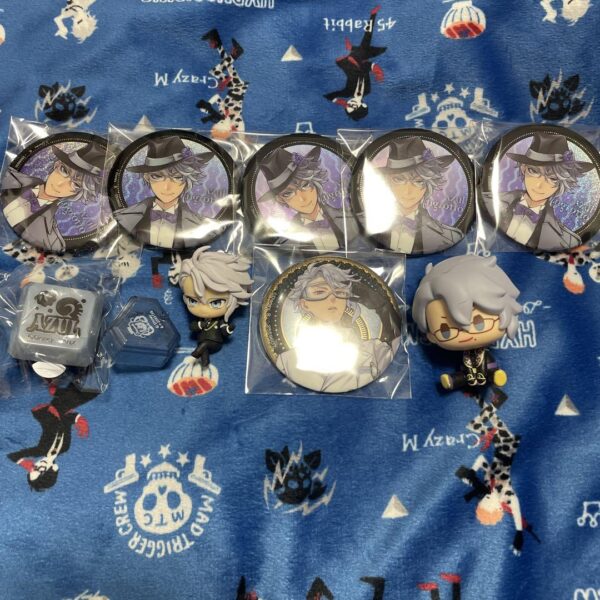 Twisted Wonderland Azur Goods Set F/S-M503 from japan Rare  Good condition