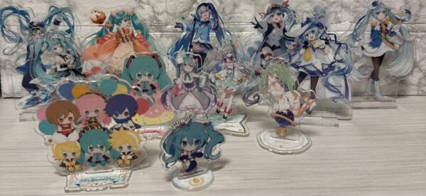 Hatsune Miku Acrylic Stand Set Ichibankuji F/S-M501 from japan Rare  Good condit