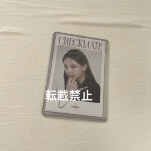 Itzy Yuna Checkmate Autographed Postcard F/S-M501 from japan Rare  Good conditio