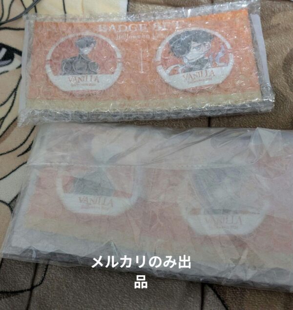 Vanilla Halloween Can Badges Set Of 2 F/S-M501 from japan Rare  Good condition