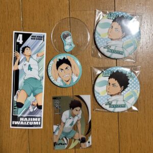 Haikyu Iwaizumi Kazu Can Badge Set Of 4 F/S-M501 from japan Rare  Good condition