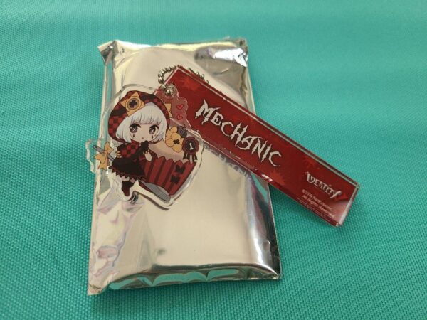 5Th Personality Mechanic Tracy Acrylic Keychain F/S-M501 from japan Rare  Good c