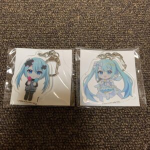 Project Seka Karaokekan Hatsune Miku Acrylic Keychain Batsumiku Movie F/S-M501 f