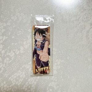 One Piece Luffy Long Can Badge Film Gold F/S-M501 from japan Rare  Good conditio