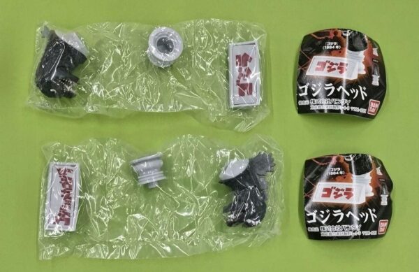 Godzilla Head Set Of 2 Vs. Mechagodzilla 1974 1984 F/S-M503 from japan Rare  Goo
