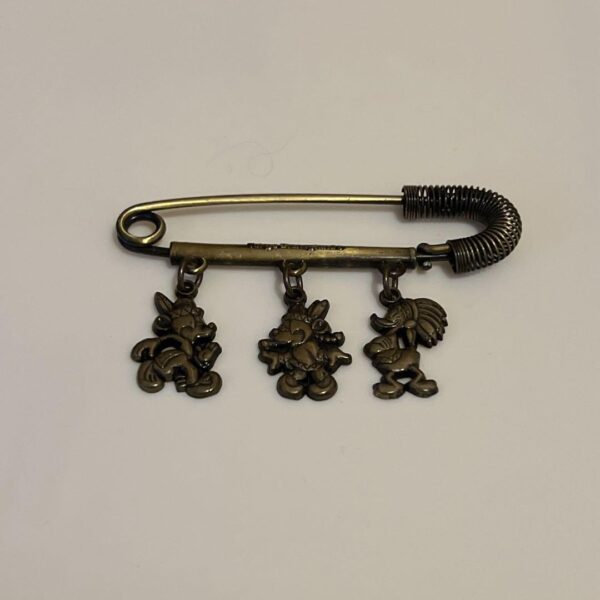 Tokyo Disneyland Purchase Indian Mickey Brooch F/S-M503 from japan Rare  Good co