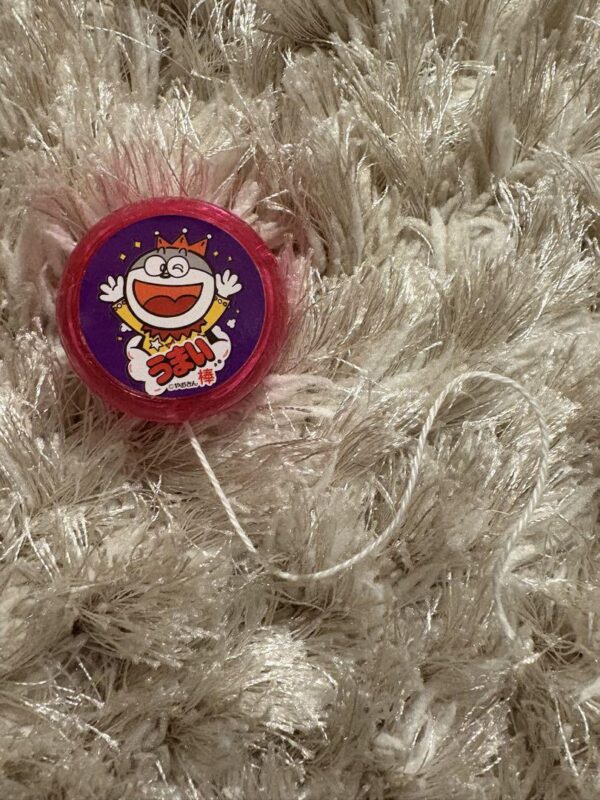 Umaibo Yoyo Red F/S-M503 from japan Rare  Good condition