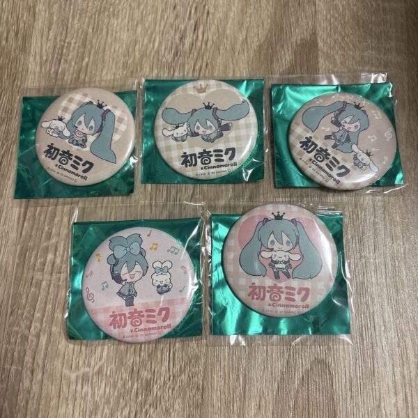 Hatsune Miku Cinnamoroll Cafe Can Badge Set F/S-M501 from japan Rare  Good condi