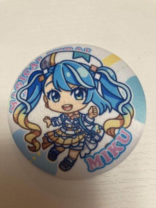 Hatsune Miku Magical Mirai Majimira 2024 Play And Cloth Can Badge F/S-M501 from