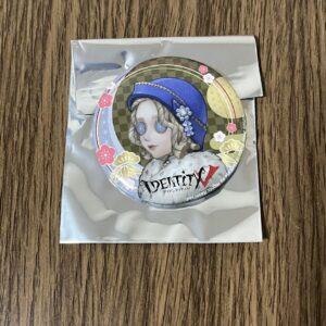 Lady Fauro Can Badge 5Th Personality F/S-M501 from japan Rare  Good condition