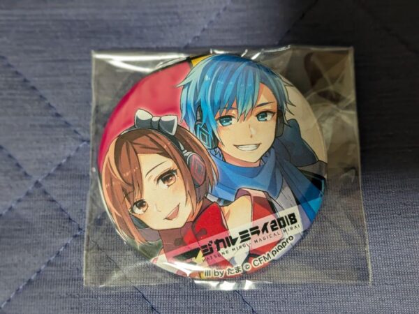 Kaito Meiko Magical Mirai 2018 Can Badge F/S-M501 from japan Rare  Good conditio