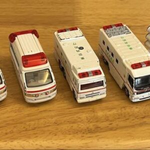Working Kuruma Tomica Minicar Set Of 9 Ambulances, Fire Trucks, Police Cars, Etc